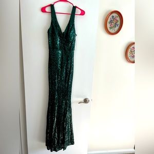 Fully Sequined Emerald Evening Gown | Women’s Size 6/7